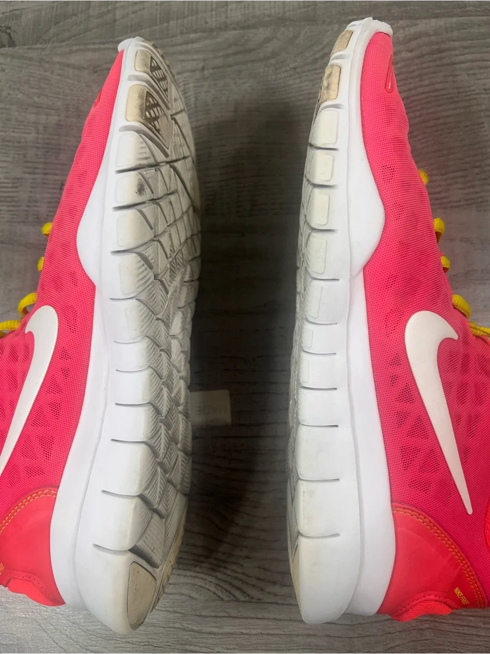 Nike Swift Women's Running Shoes - Pink/Yellow Size 8